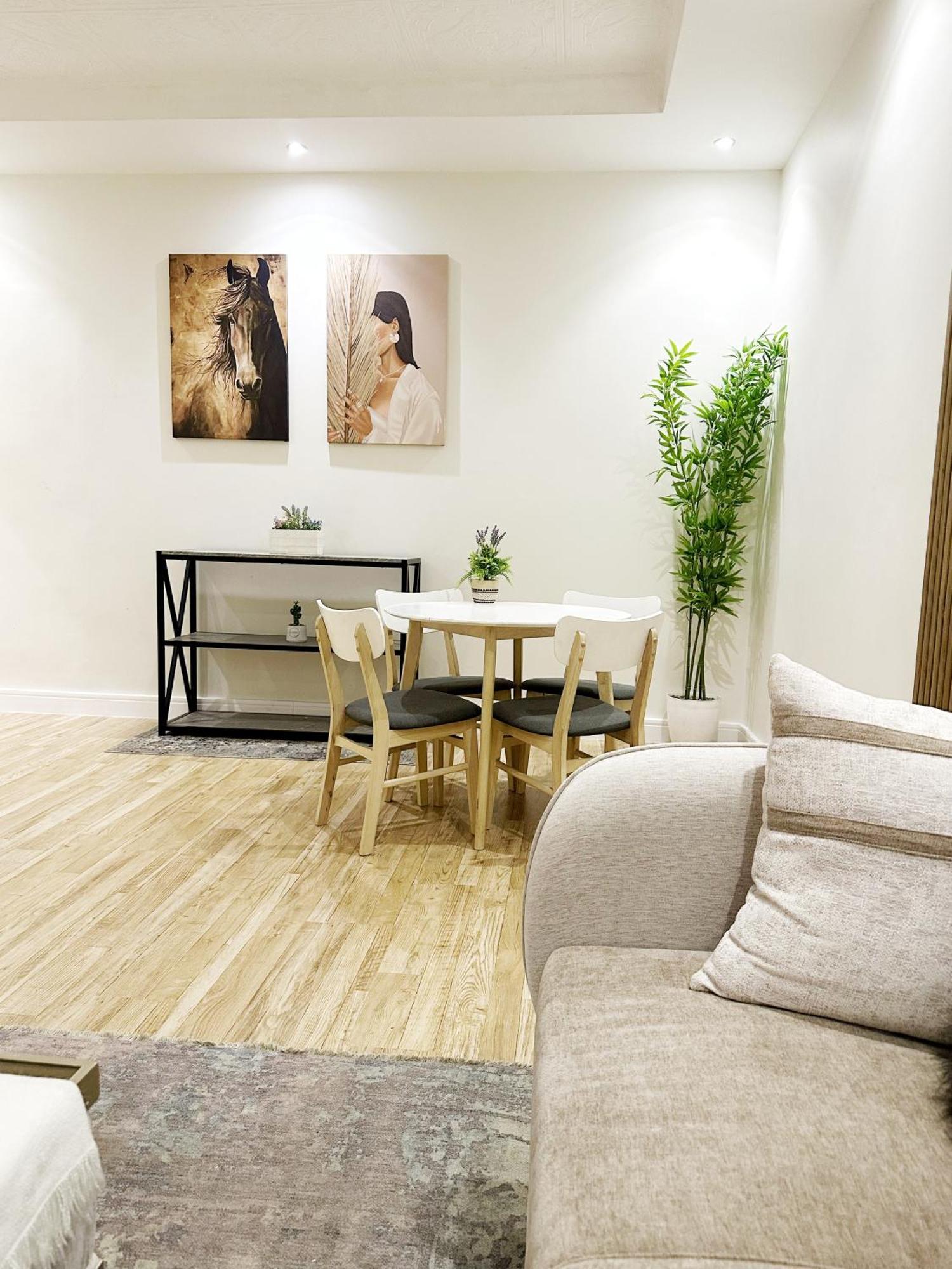 Apartment Luxury 1 Riyadh